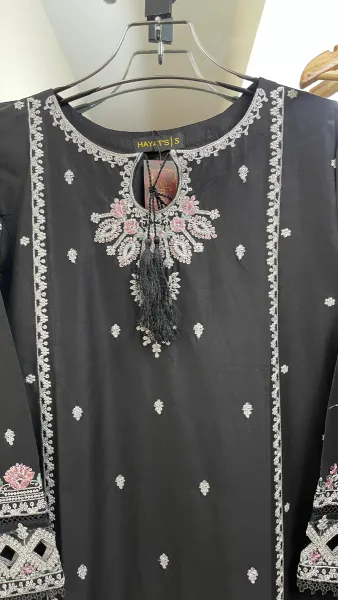 Pakistani Original Hayat Stitched Cotton 3Pcs _  Black 